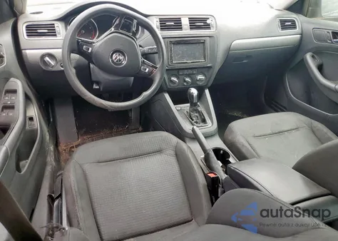 2015 Volkswagen Jetta Se z USA, uszkodzony, nr VIN 3VWD17AJ5FM290835